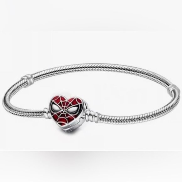 🐘🐘 Disney’s Pandora Spider-Man Charm Bracelet - Picture 2 of 4